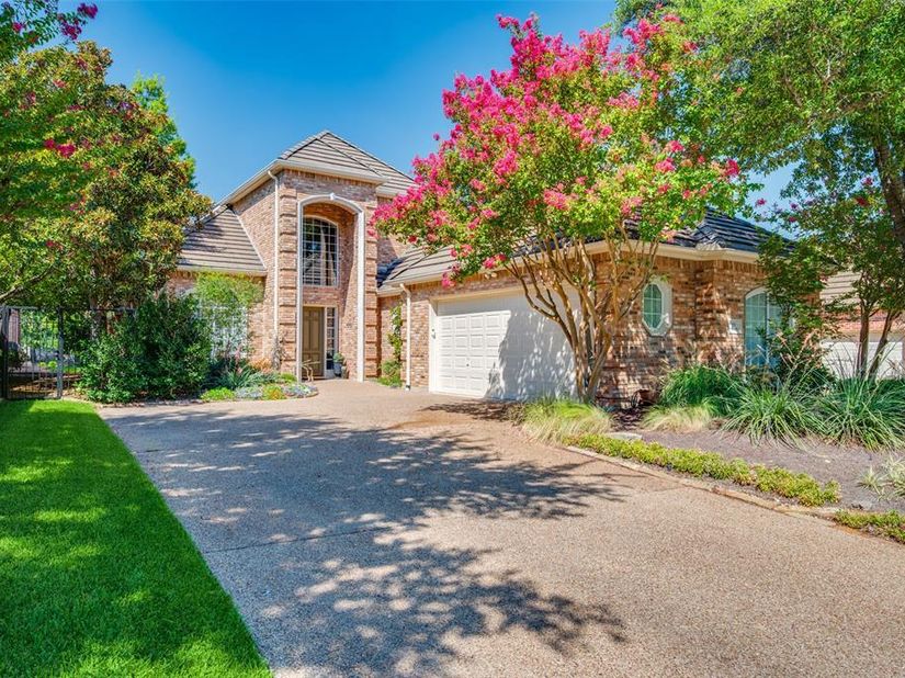 23  Fairway Drive , Frisco Texas 75034