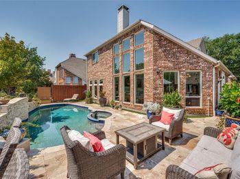 8524  Wellington Point Drive 