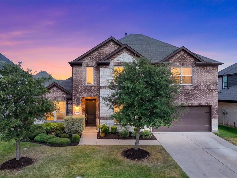 7008  Elk Springs Drive , Argyle Texas 76226