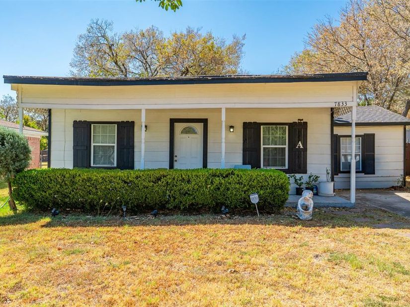 7833  Tacoma Drive , White Settlement Texas 76108