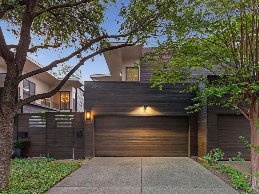 2913  Reagan Street , Dallas Texas 75219