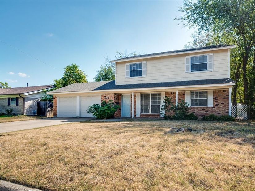 329  Deer Creek Road , Everman Texas 76140
