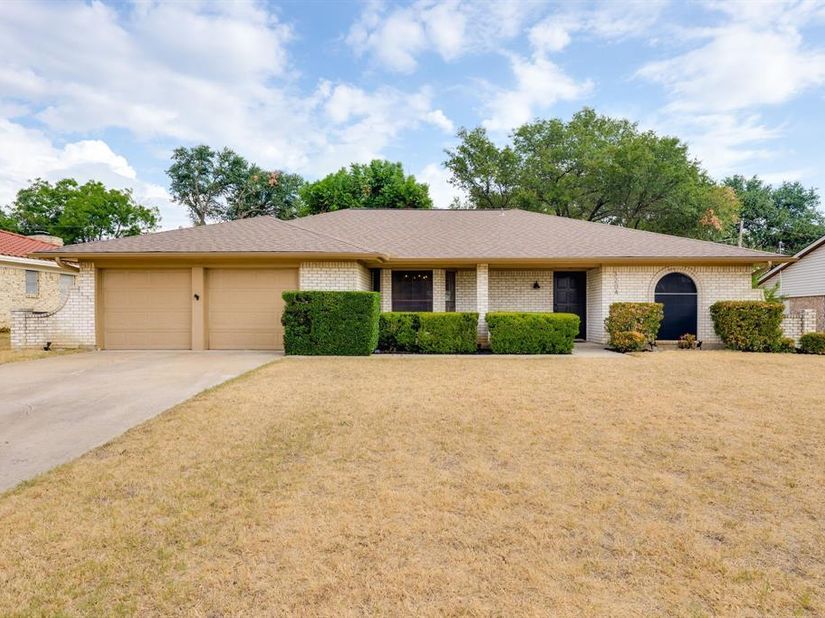 3204  Ashford Avenue , Fort Worth Texas 76133