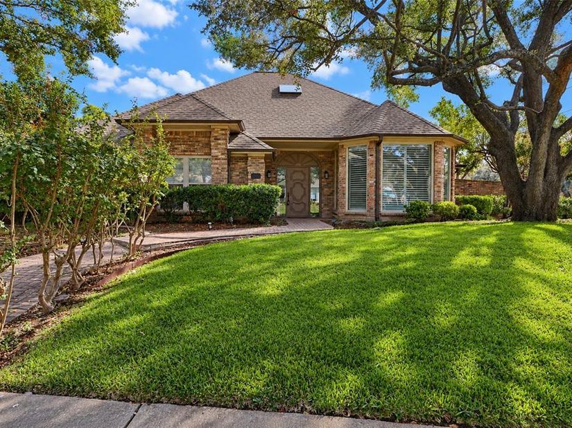 6204  Liberty Hill , Dallas Texas 75248