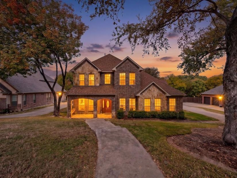5105  Lake Forest Drive , Rowlett Texas 75088