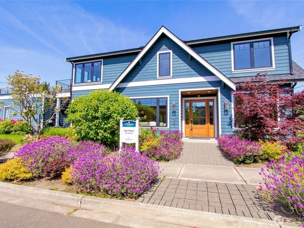 1231 4th Street W, Kirkland WA 98033