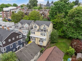 129 A 26th Avenue E