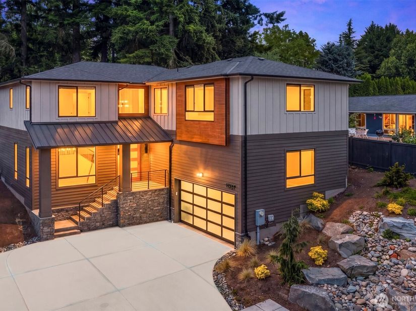 11327 113th Place NE, Kirkland WA 98033