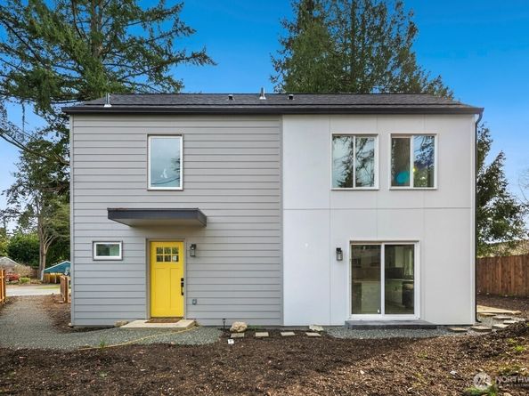 1404 N 136th Street, Seattle WA 98125
