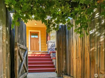 8024 16th Avenue NE