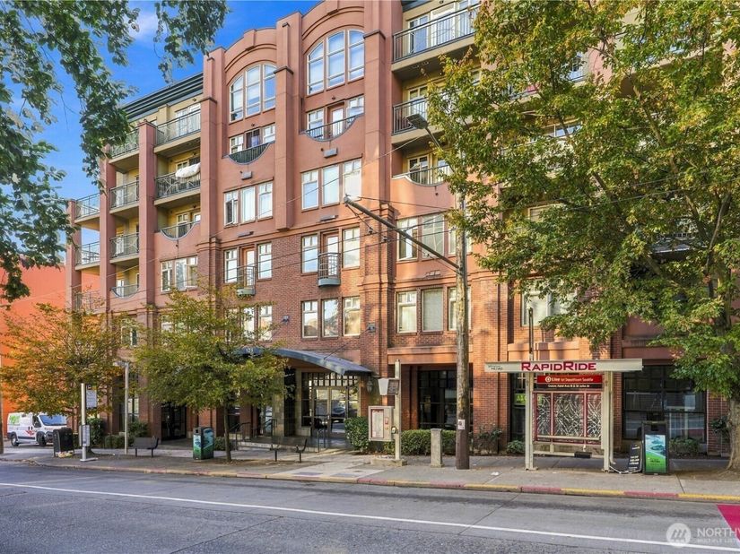 123 Queen Anne Avenue N 408, Seattle WA 98109