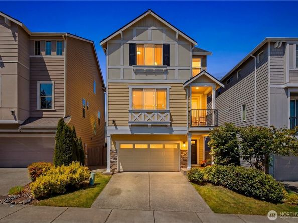 111 210th Street SW, Lynnwood WA 98036