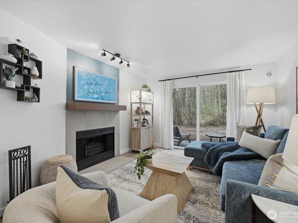 14006 NE 181st Place B106, Woodinville WA 98072