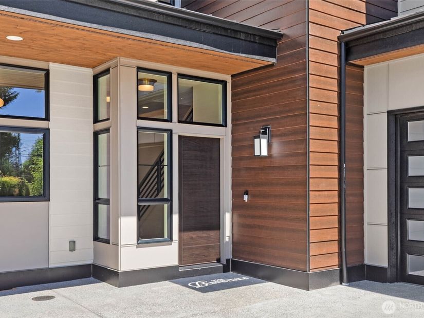 13128 NE 103rd Place, Kirkland WA 98033