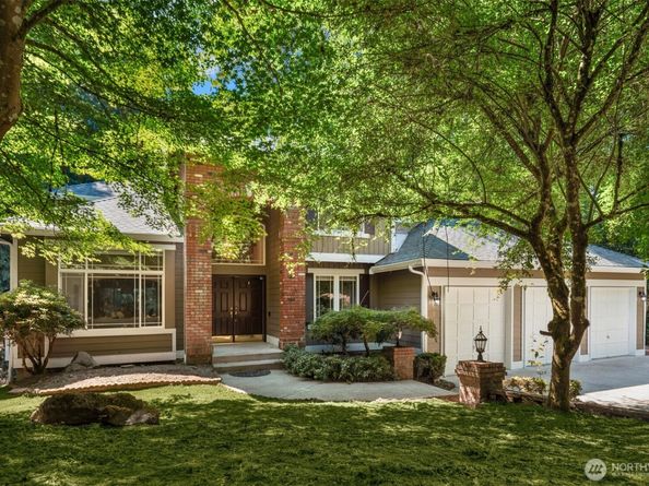 6519 214th Avenue NE, Redmond WA 98053