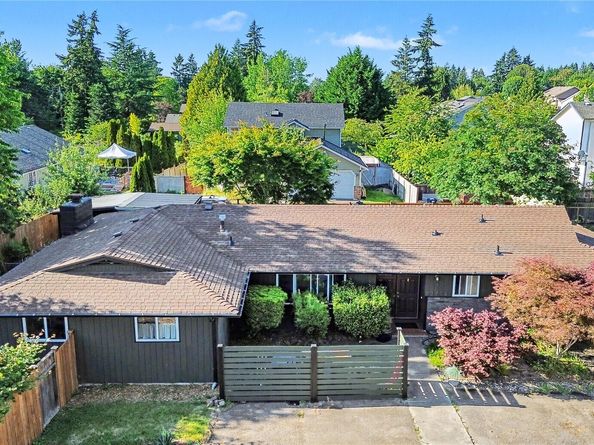23719 99th Avenue S, Kent WA 98031
