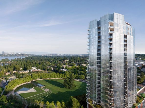 215 Bellevue Way NE 309, Bellevue WA 98004