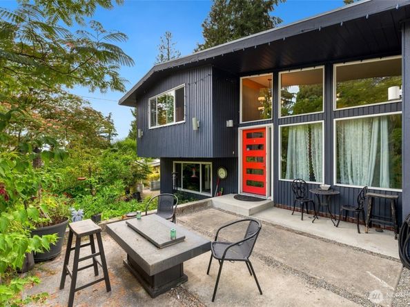 21207 S 97th Place, Kent WA 98031