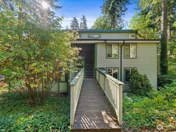 149 S 329th Place
