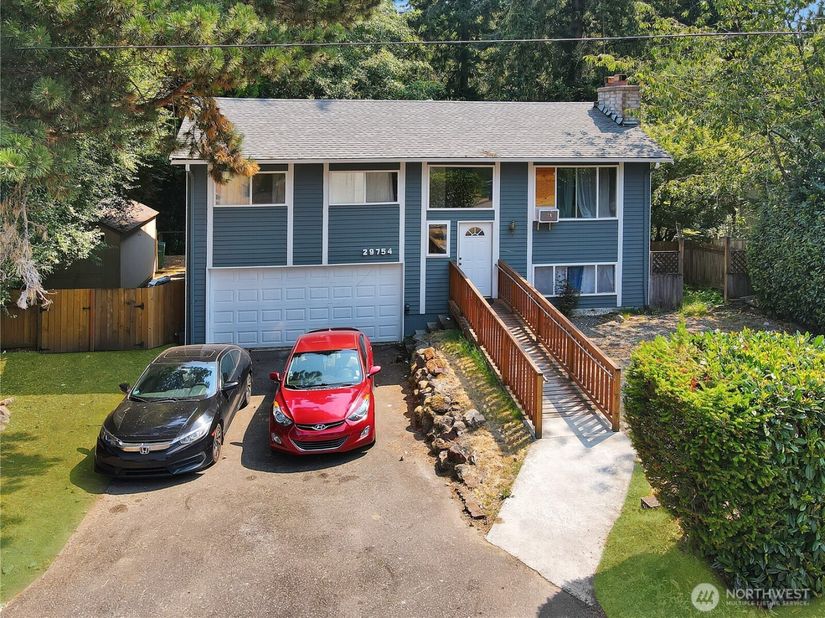 29754 4th Avenue S, Federal Way WA 98023