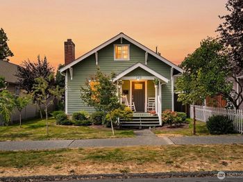 2410 Highland Avenue
