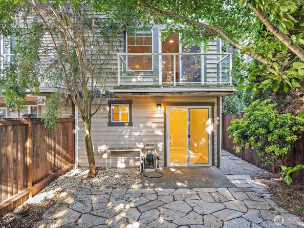 11710 Greenwood Avenue N C, Seattle WA 98133