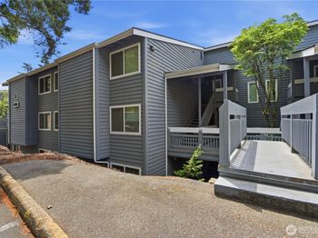 9398 Redmond-Woodinville Rd NE