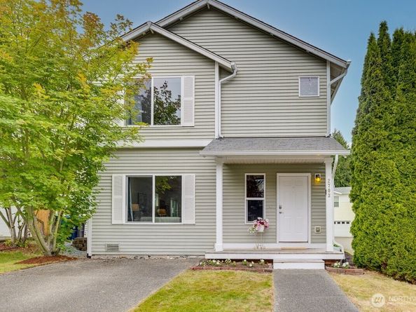 2703 105th Avenue SE, Lake Stevens WA 98258