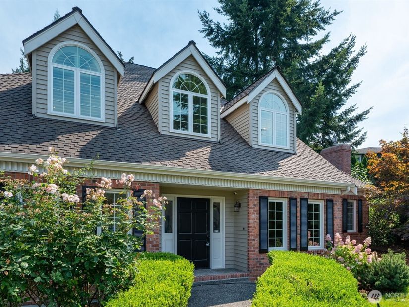 23837 SE 45th Street, Sammamish WA 98029