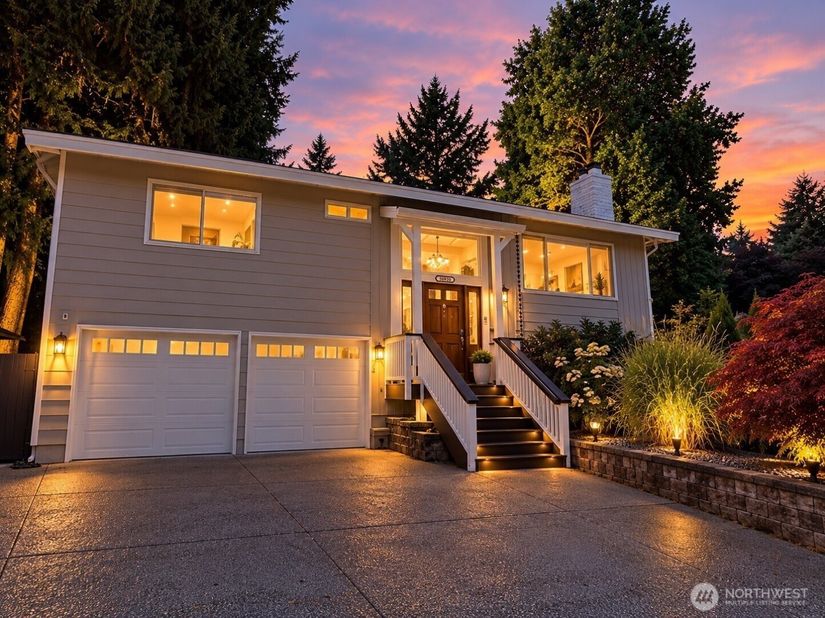 10929 NE 116th Place, Kirkland WA 98034