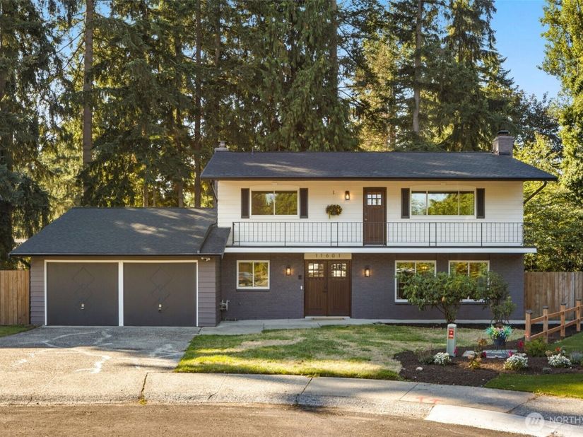 11601 NE 150th Place, Kirkland WA 98034