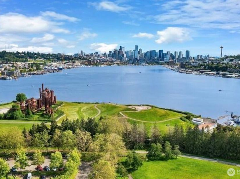 3333 wallingford Avenue N 307, Seattle WA 98103