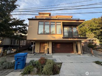 3009 Harbor Avenue SW