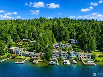 13142 Holmes Point Drive NE