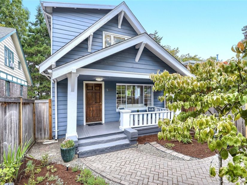 504 23rd Avenue E, Seattle WA 98112