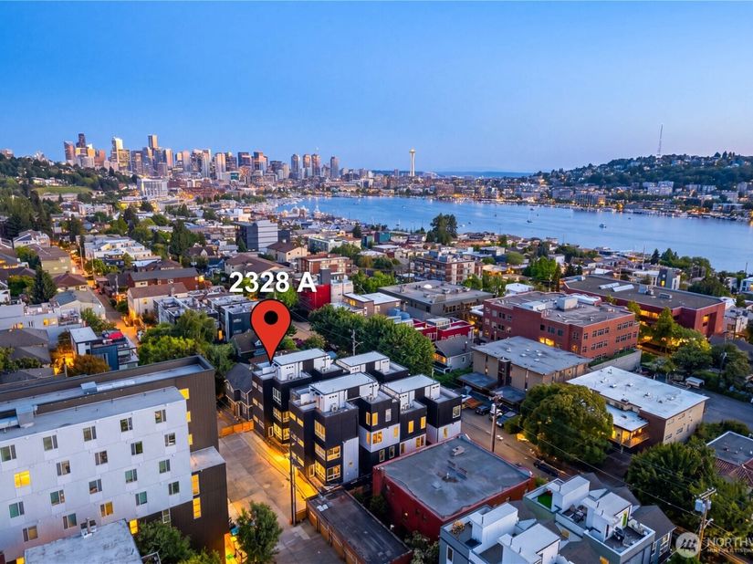 2328 Franklin Avenue E A, Seattle WA 98102