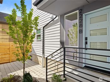 2228 B NW 60th Street
