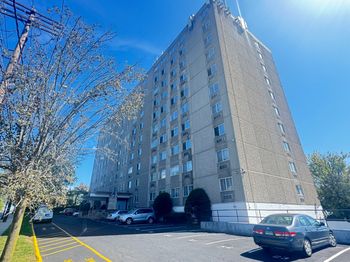 120 Huntington Turnpike