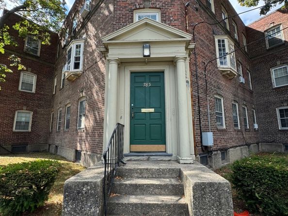 785 Connecticut Avenue 2, Bridgeport CT 06607