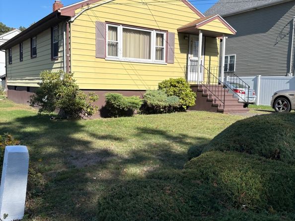 394 Harding Avenue, Stratford CT 06615