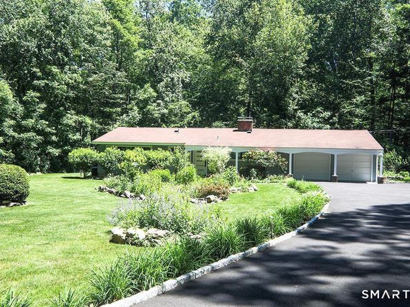 36 Creeping Hemlock Drive, Norwalk CT 06851