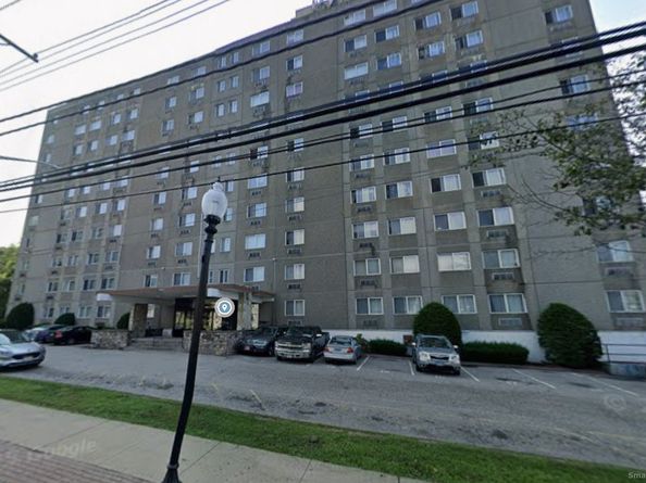 120 Huntington Turnpike 202, Bridgeport CT 06610