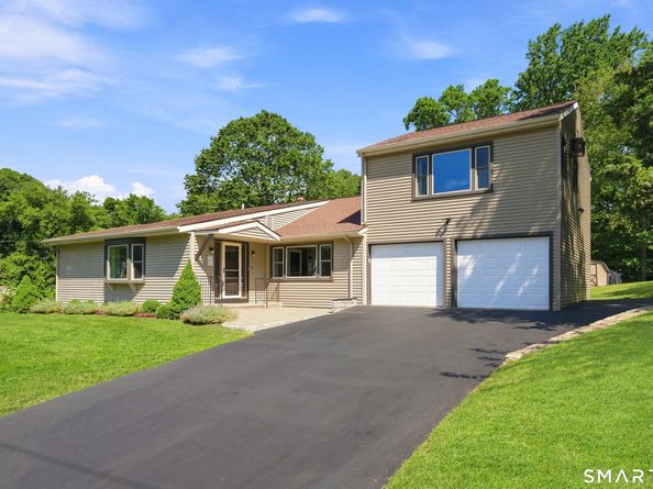 97 Ceil Road, Trumbull CT 06611
