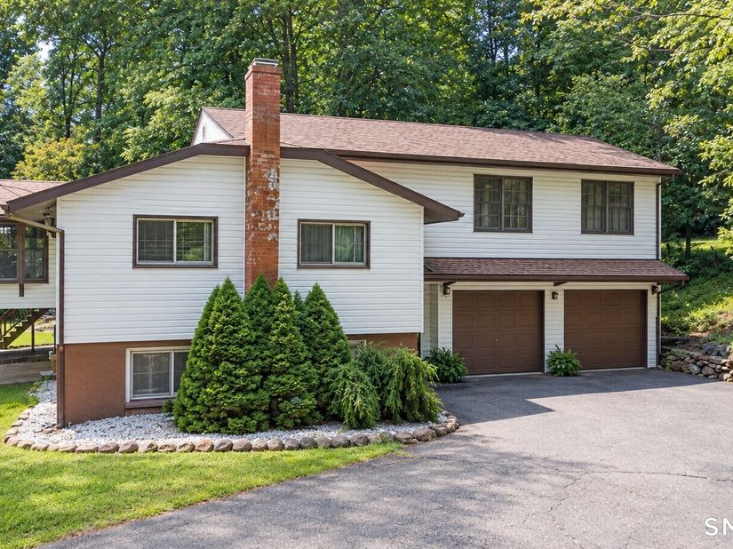 42 Linda Lane, New Fairfield CT 06812