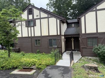 10 Tara Drive
