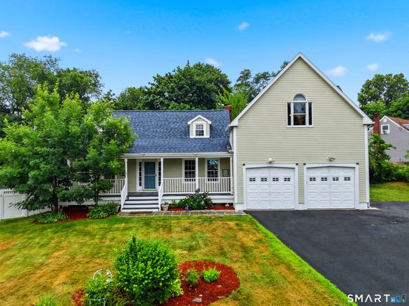 36 Ruth Street, Trumbull CT 06611