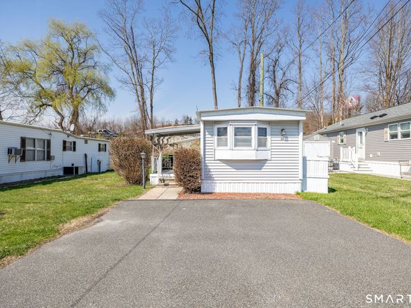 32 Greenlawn Drive, Danbury CT 06810