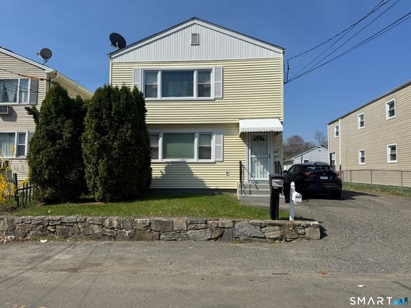 403-405 Indian Avenue, Bridgeport CT 06606