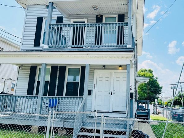 227 Newfield Avenue, Bridgeport CT 06607