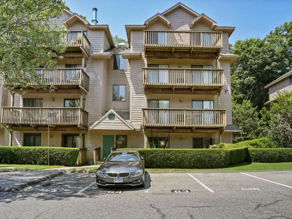 97 Richards Avenue B10, Norwalk CT 06854